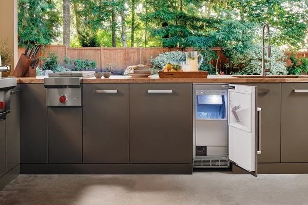 Sub-Zero - Outdoor Refrigeration