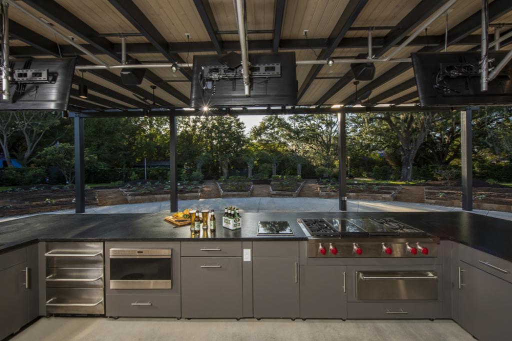 Kitchen in the Garden